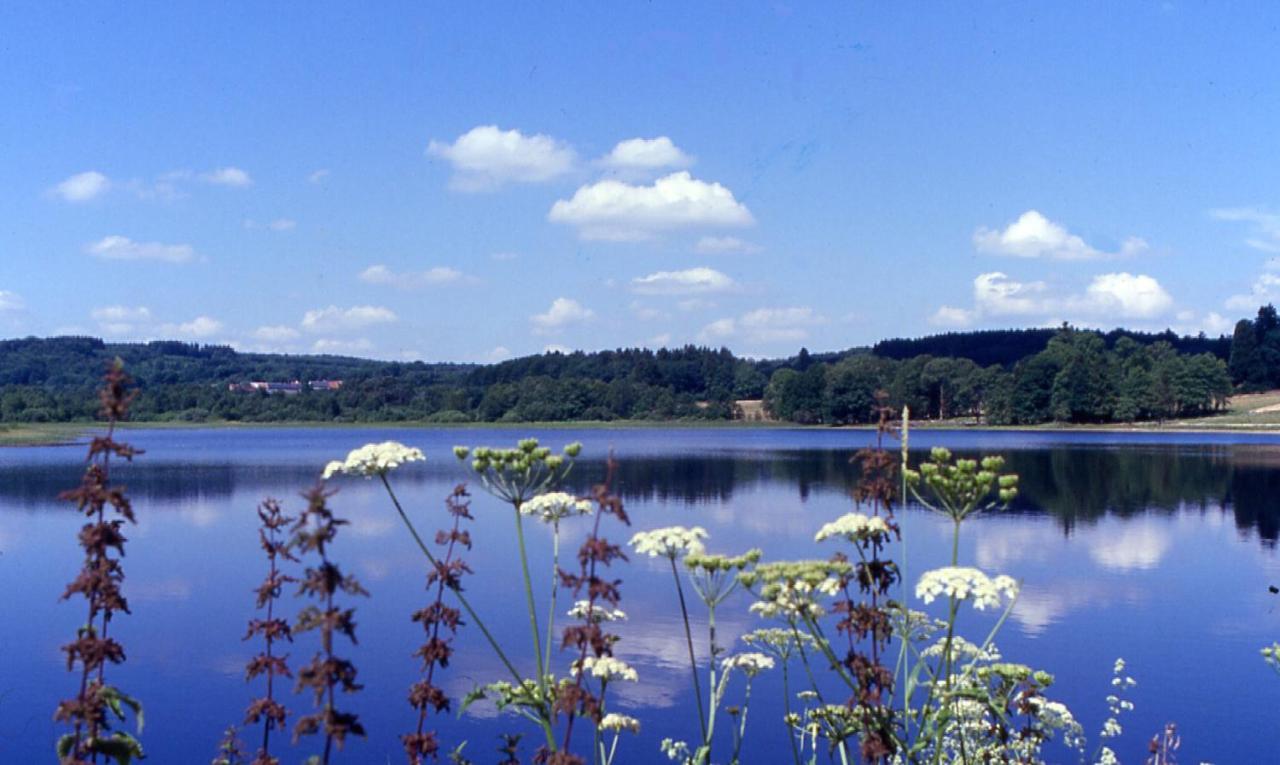 Planchez Le Relais Des Lacs Bourgogne Morvan מראה חיצוני תמונה